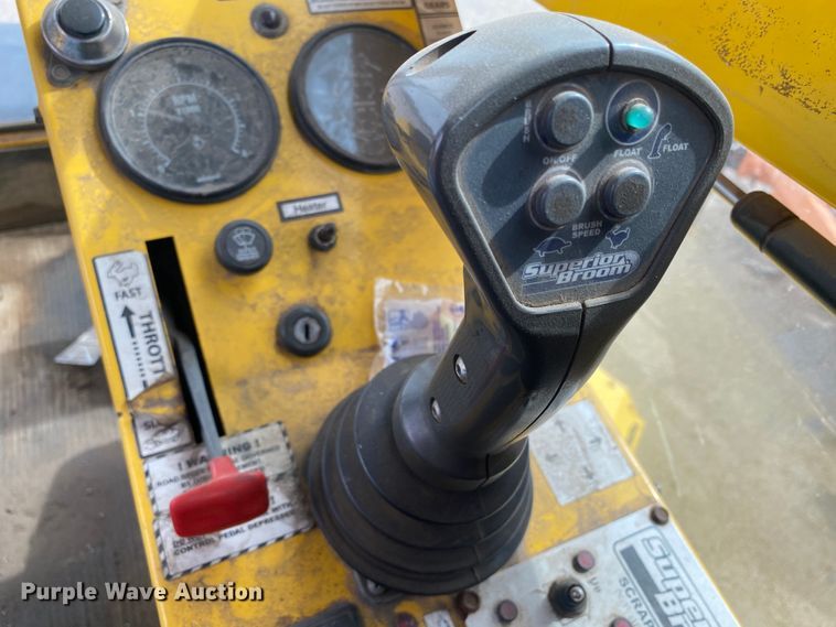 image for item DM8317 2007 Superior DT80CT  broom