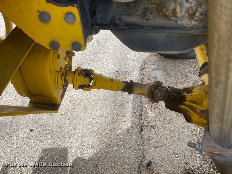 image for item DM8317 2007 Superior DT80CT  broom