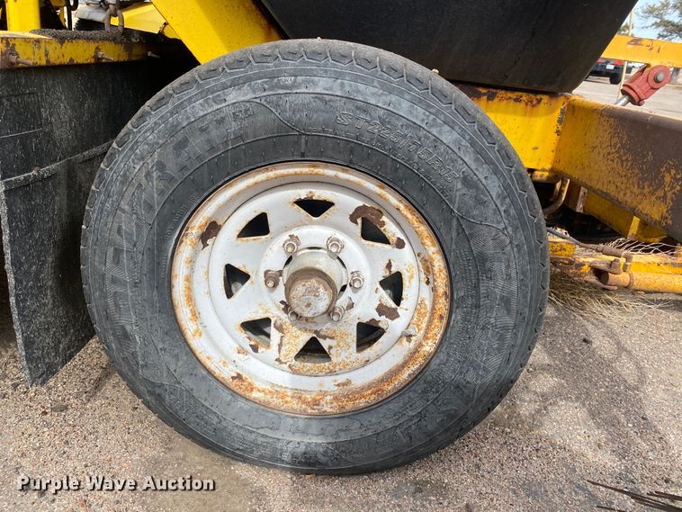 image for item DM8317 2007 Superior DT80CT  broom