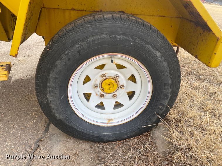 image for item DM8317 2007 Superior DT80CT  broom