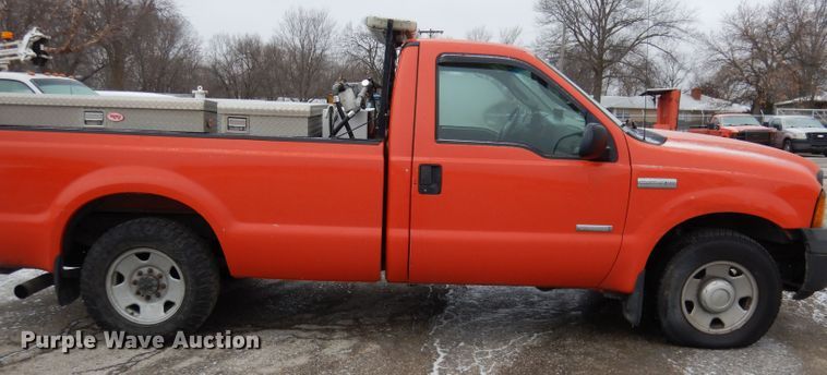image for item DN1312 2006 Ford F250 Super Duty  pickup truck