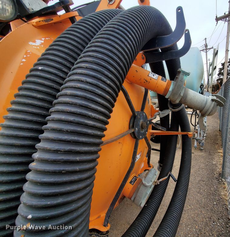 image for item IE9650 2012 Ring-o-matic 850  vacuum excavator