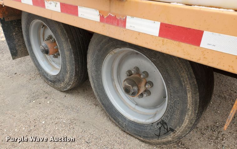 image for item IE9650 2012 Ring-o-matic 850  vacuum excavator