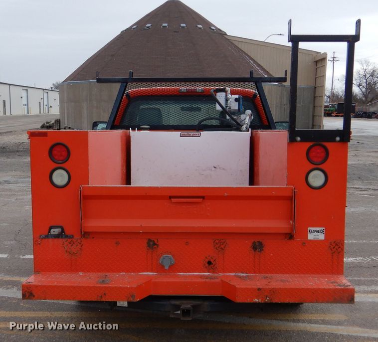 image for item IE9652 2011 Ford F250 Super Duty XL  utility bed pickup truck