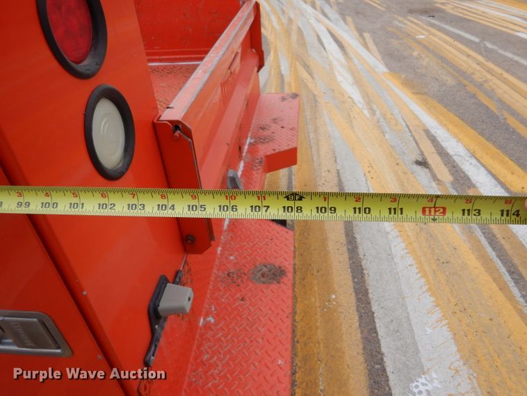 image for item IE9652 2011 Ford F250 Super Duty XL  utility bed pickup truck