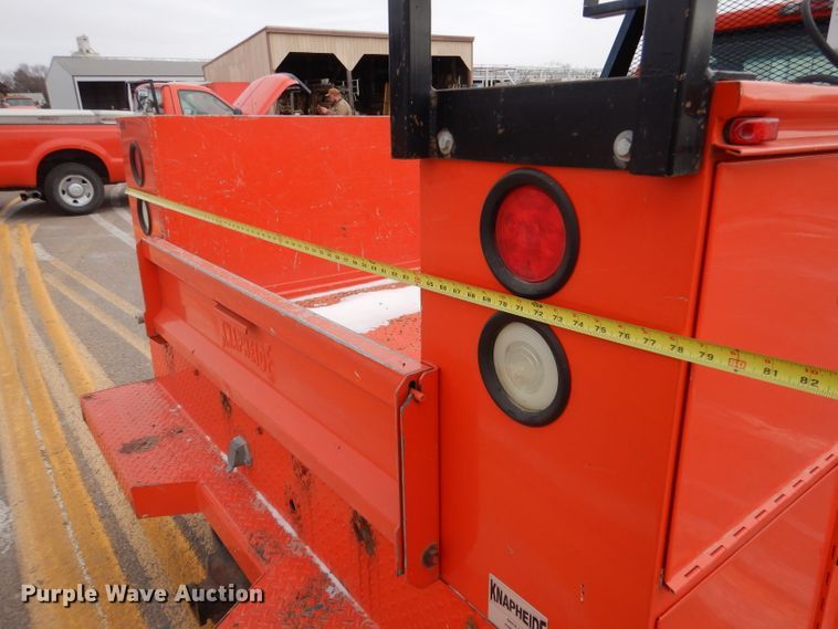 image for item IE9652 2011 Ford F250 Super Duty XL  utility bed pickup truck