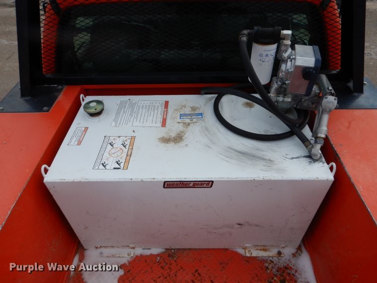 image for item IE9652 2011 Ford F250 Super Duty XL  utility bed pickup truck