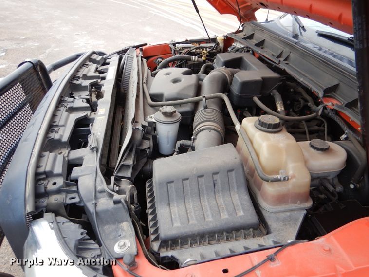 image for item IE9652 2011 Ford F250 Super Duty XL  utility bed pickup truck