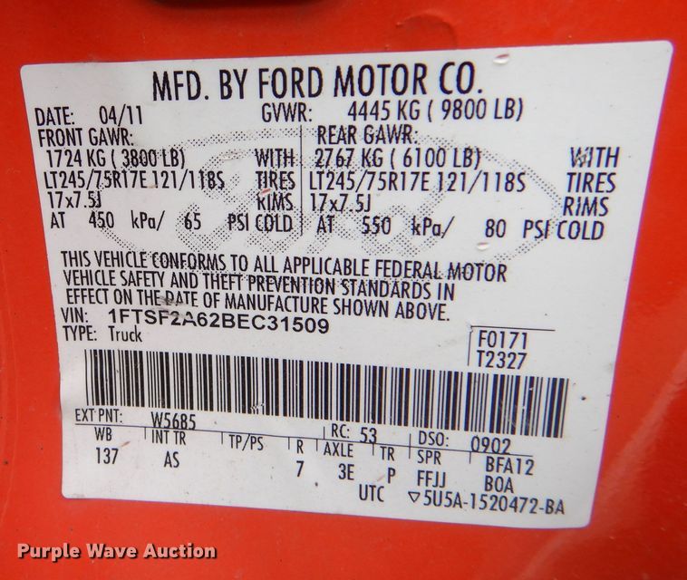 image for item IE9653 2011 Ford F250 Super Duty XL  utility bed pickup truck