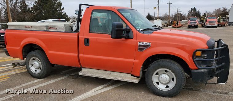 image for item IE9654 2008 Ford F250 Super Duty XL  pickup truck