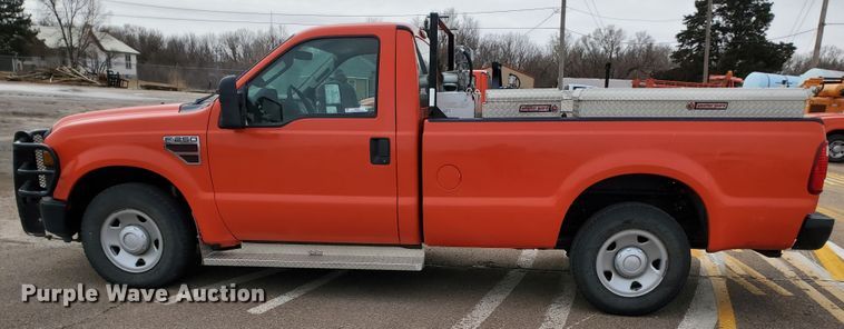 image for item IE9654 2008 Ford F250 Super Duty XL  pickup truck