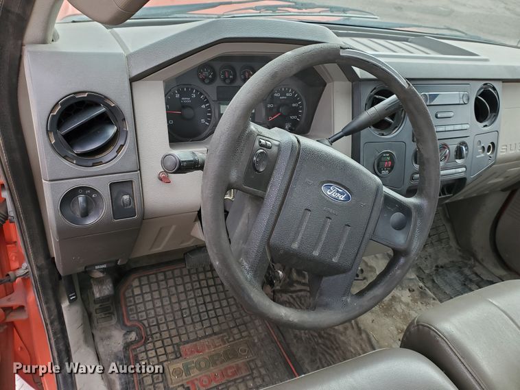 image for item IE9654 2008 Ford F250 Super Duty XL  pickup truck