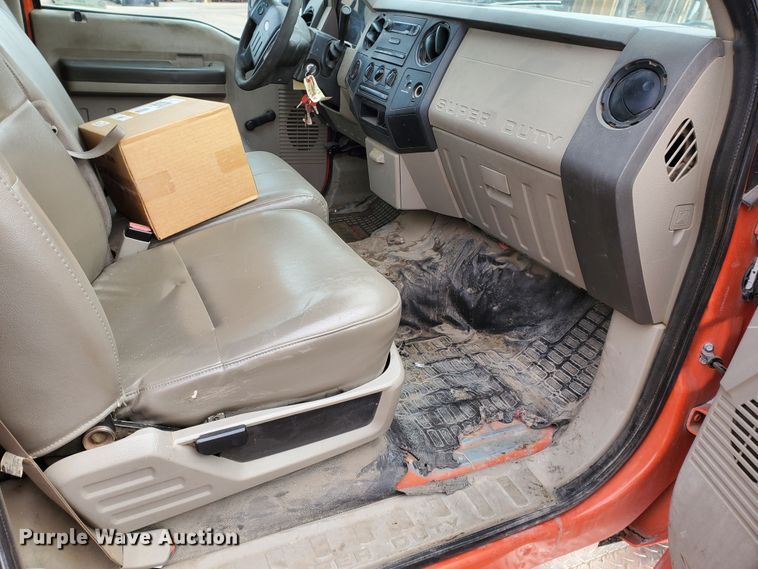 image for item IE9654 2008 Ford F250 Super Duty XL  pickup truck