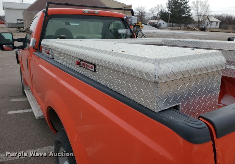 image for item IE9654 2008 Ford F250 Super Duty XL  pickup truck