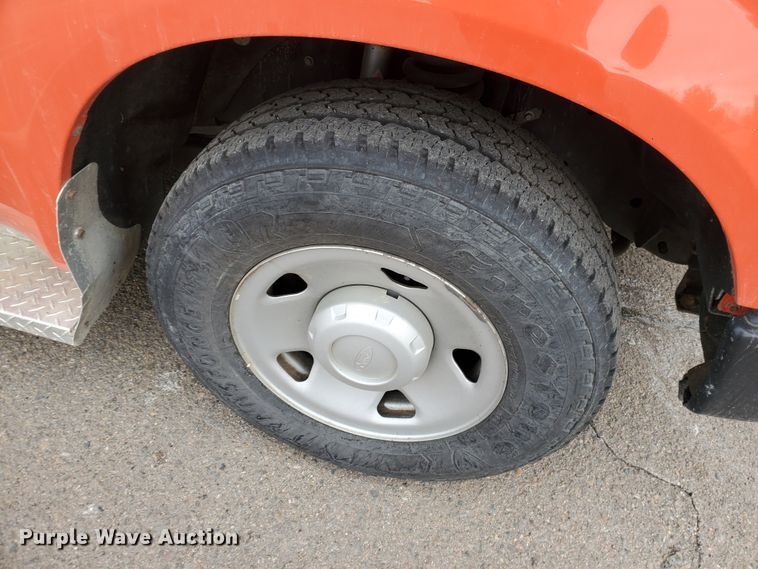 image for item IE9654 2008 Ford F250 Super Duty XL  pickup truck