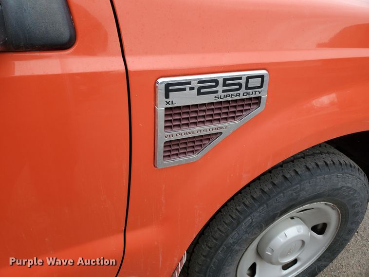 image for item IE9654 2008 Ford F250 Super Duty XL  pickup truck