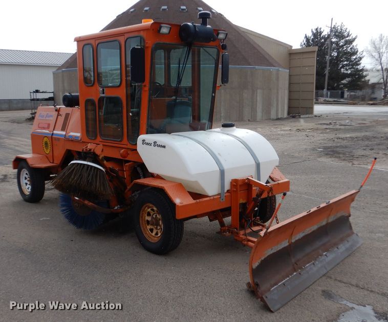 image for item IE9657 2006 Broce RJ-350  broom