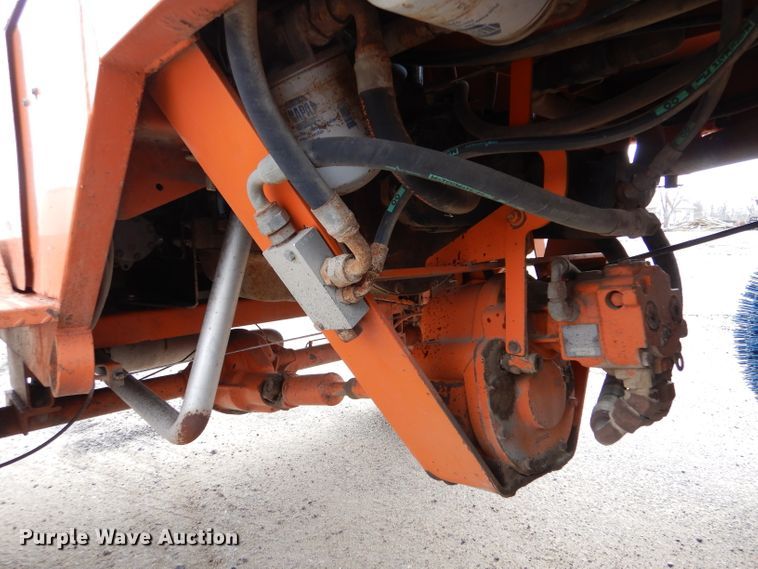 image for item IE9657 2006 Broce RJ-350  broom