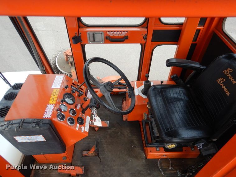 image for item IE9657 2006 Broce RJ-350  broom