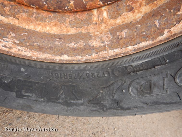 image for item IE9657 2006 Broce RJ-350  broom