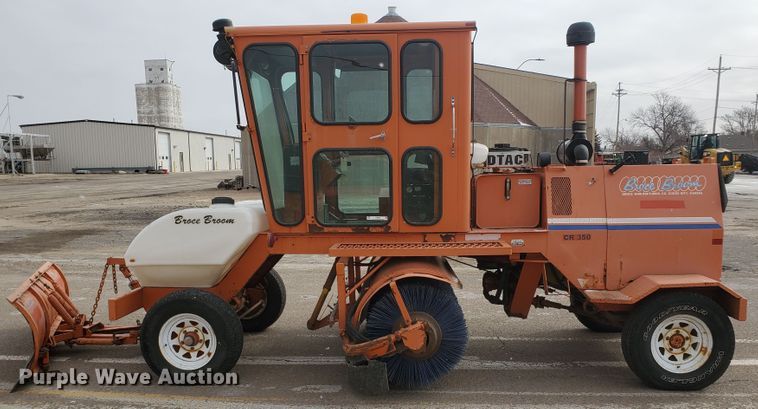 image for item IE9658 2001 Broce CR350  broom