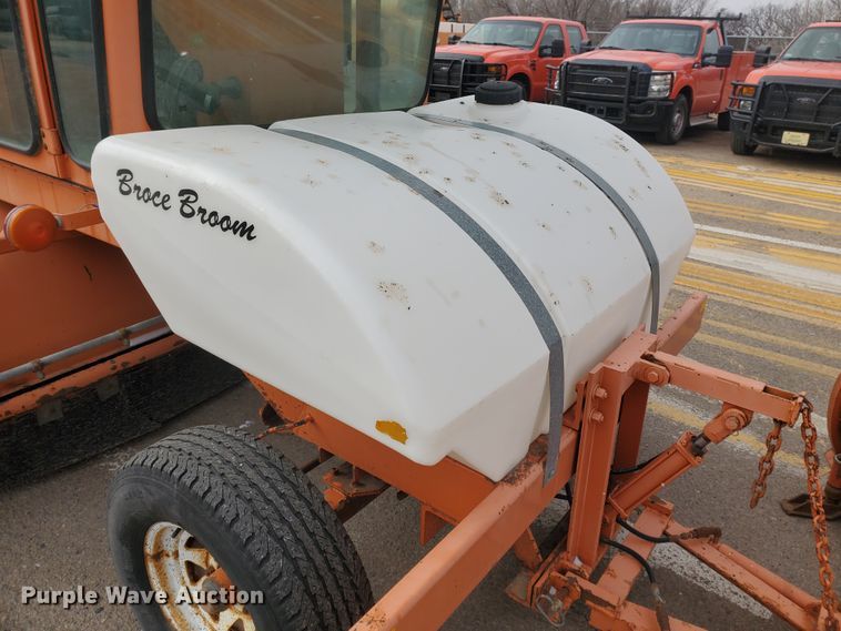 image for item IE9658 2001 Broce CR350  broom