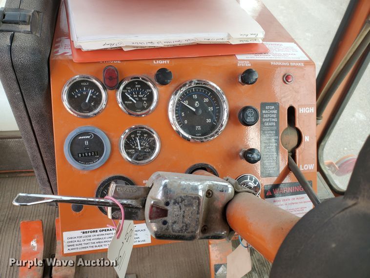 image for item IE9658 2001 Broce CR350  broom