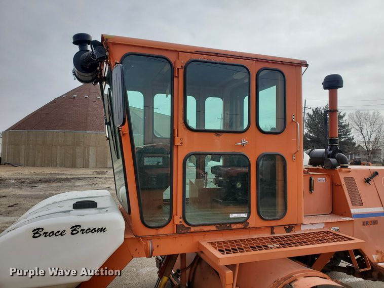 image for item IE9658 2001 Broce CR350  broom