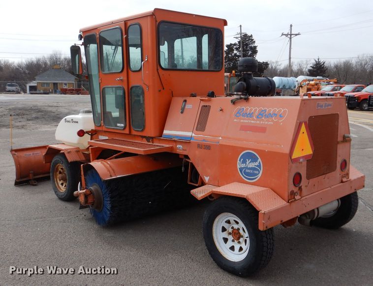 image for item IE9659 2004 Broce RJ-350  broom