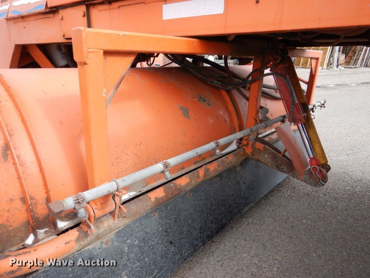 image for item IE9659 2004 Broce RJ-350  broom