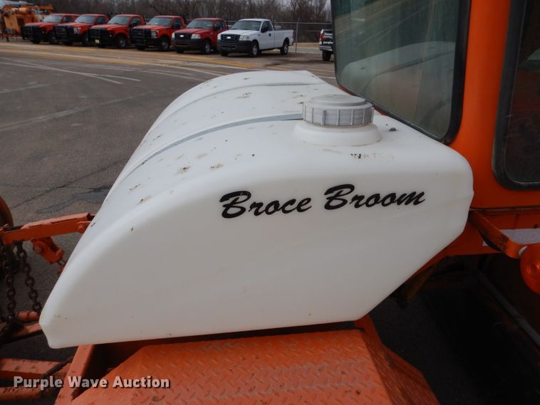 image for item IE9659 2004 Broce RJ-350  broom