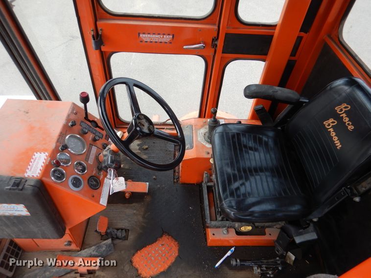 image for item IE9659 2004 Broce RJ-350  broom