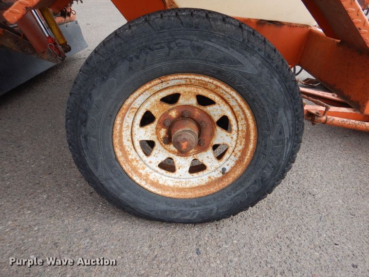 image for item IE9659 2004 Broce RJ-350  broom