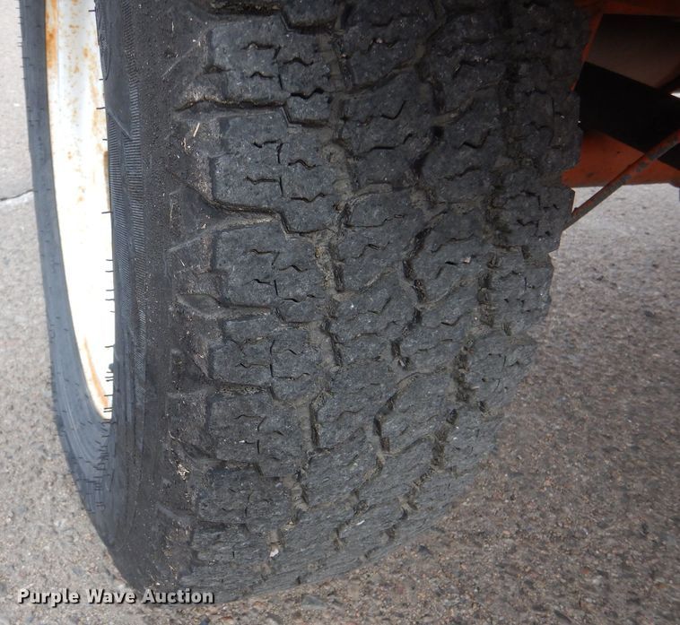 image for item IE9659 2004 Broce RJ-350  broom