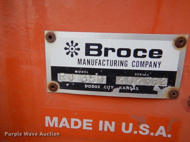 image for item IE9659 2004 Broce RJ-350  broom