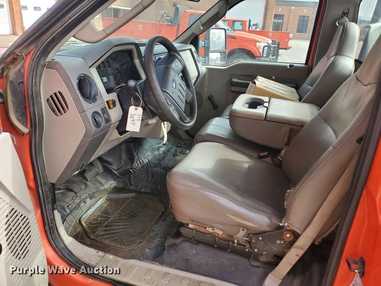 image for item IE9660 2008 Ford F250 Super Duty XL  pickup truck