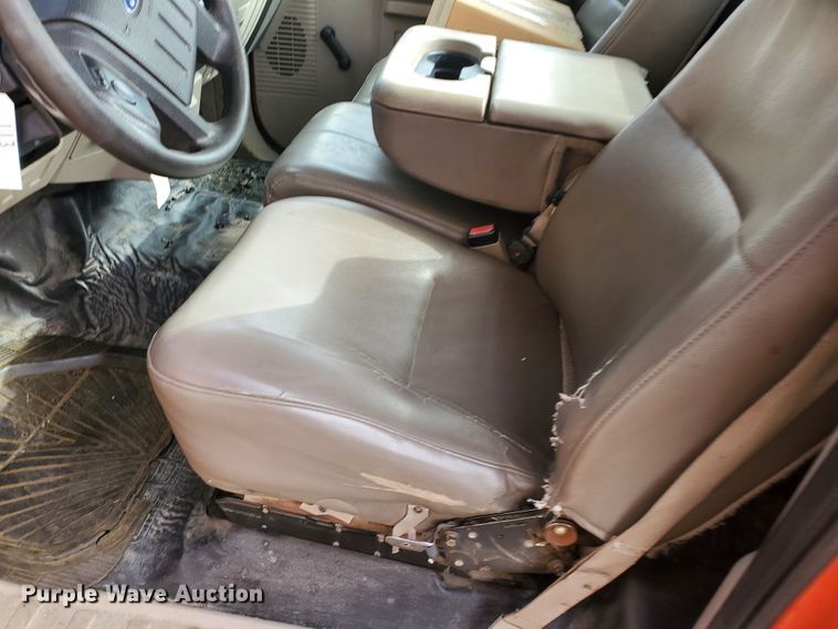 image for item IE9660 2008 Ford F250 Super Duty XL  pickup truck