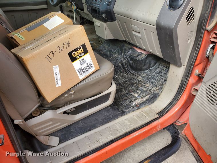 image for item IE9660 2008 Ford F250 Super Duty XL  pickup truck