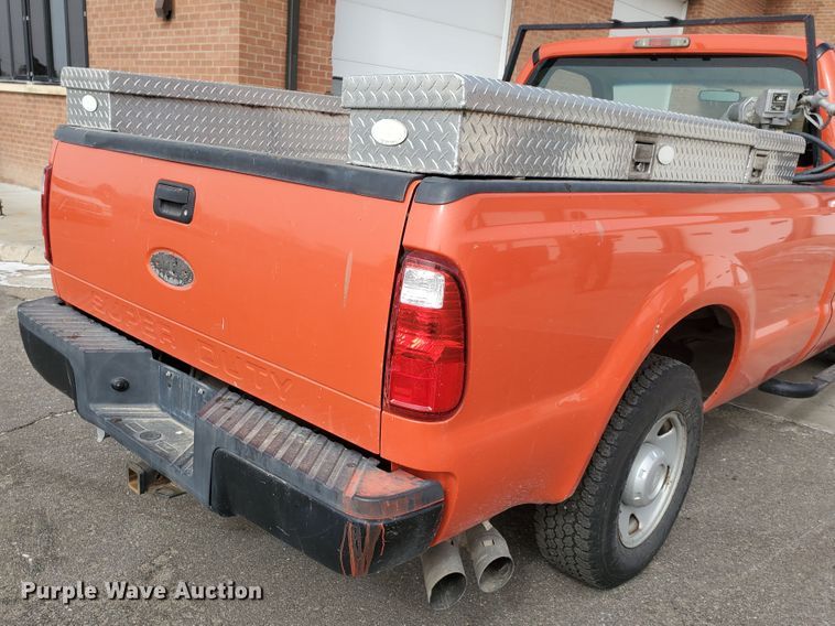 image for item IE9660 2008 Ford F250 Super Duty XL  pickup truck