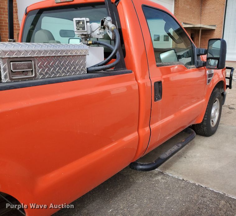 image for item IE9660 2008 Ford F250 Super Duty XL  pickup truck
