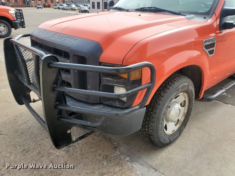 image for item IE9660 2008 Ford F250 Super Duty XL  pickup truck