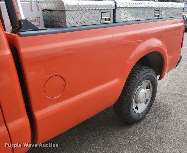 image for item IE9660 2008 Ford F250 Super Duty XL  pickup truck