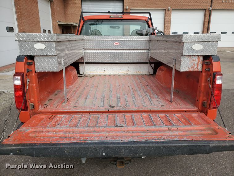 image for item IE9660 2008 Ford F250 Super Duty XL  pickup truck