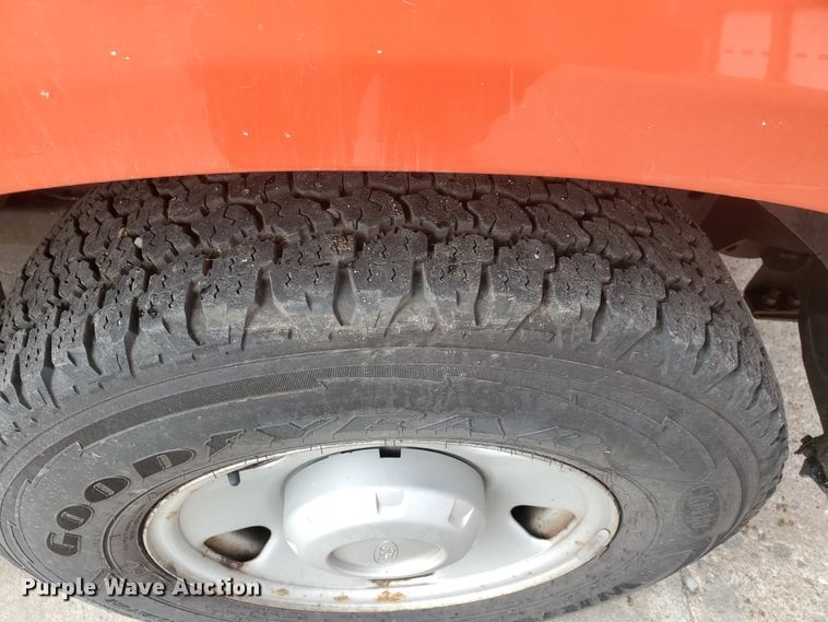 image for item IE9660 2008 Ford F250 Super Duty XL  pickup truck