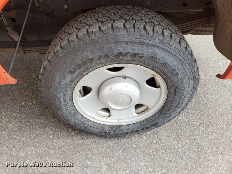 image for item IE9660 2008 Ford F250 Super Duty XL  pickup truck