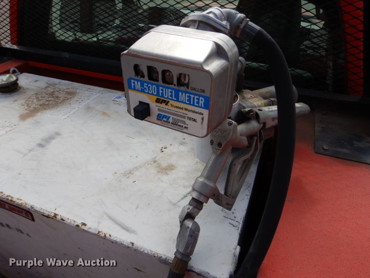 image for item IE9661 2011 Ford F250 Super Duty XL  utility bed pickup truck