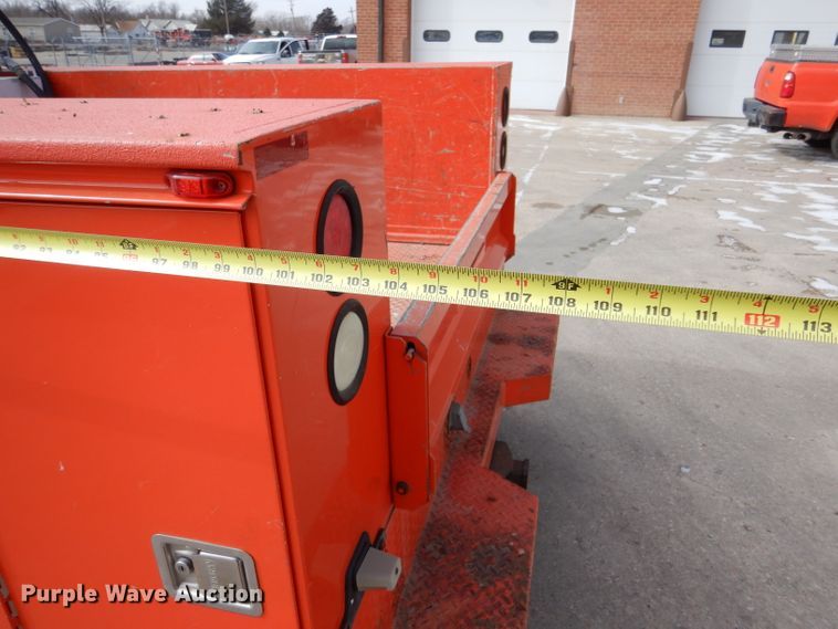 image for item IE9661 2011 Ford F250 Super Duty XL  utility bed pickup truck