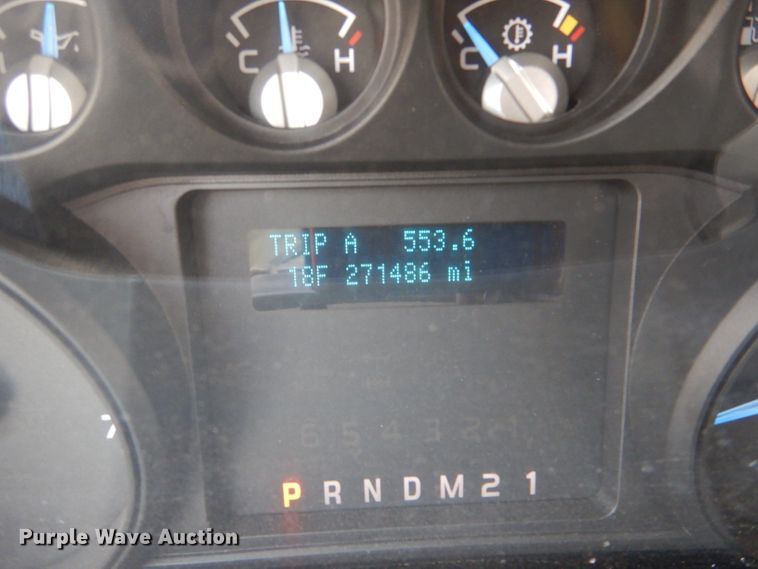 image for item IE9661 2011 Ford F250 Super Duty XL  utility bed pickup truck