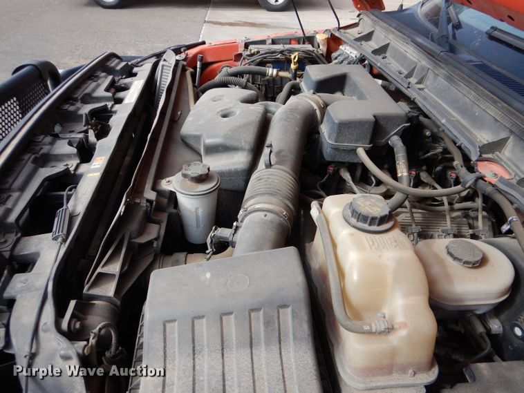 image for item IE9661 2011 Ford F250 Super Duty XL  utility bed pickup truck