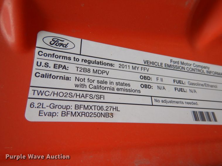 image for item IE9661 2011 Ford F250 Super Duty XL  utility bed pickup truck